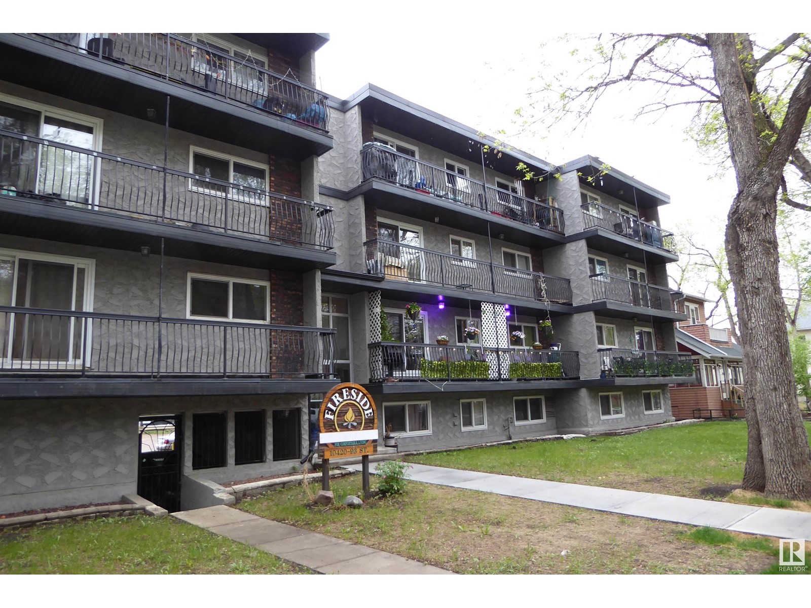 #305 10420 93 St Nw Nw, Edmonton, Alberta  T5H 1X4 - Photo 1 - E4437657