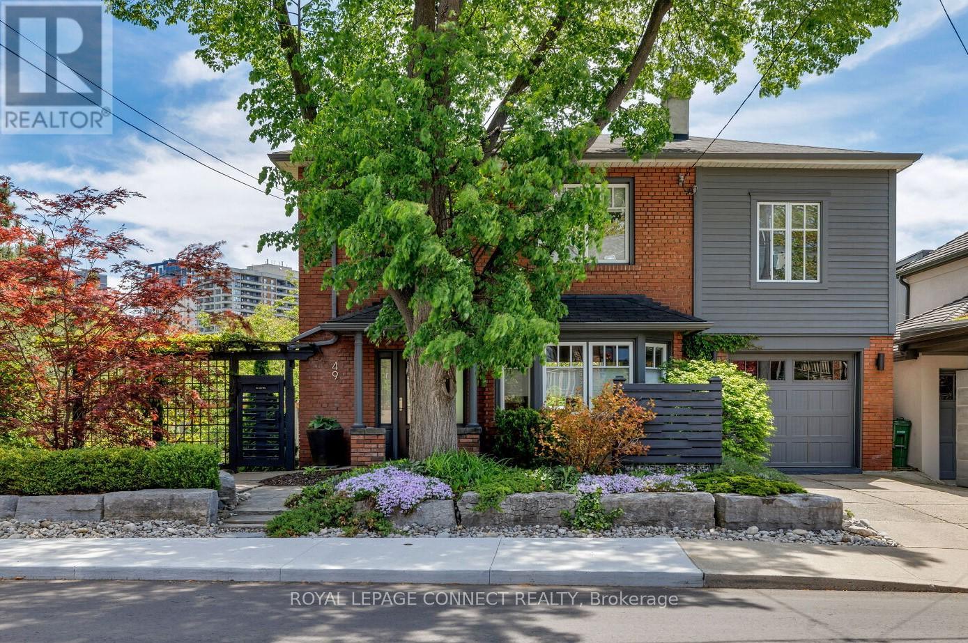 49 Evelyn Avenue, Toronto, Ontario  M6P 2Z2 - Photo 2 - W12163752