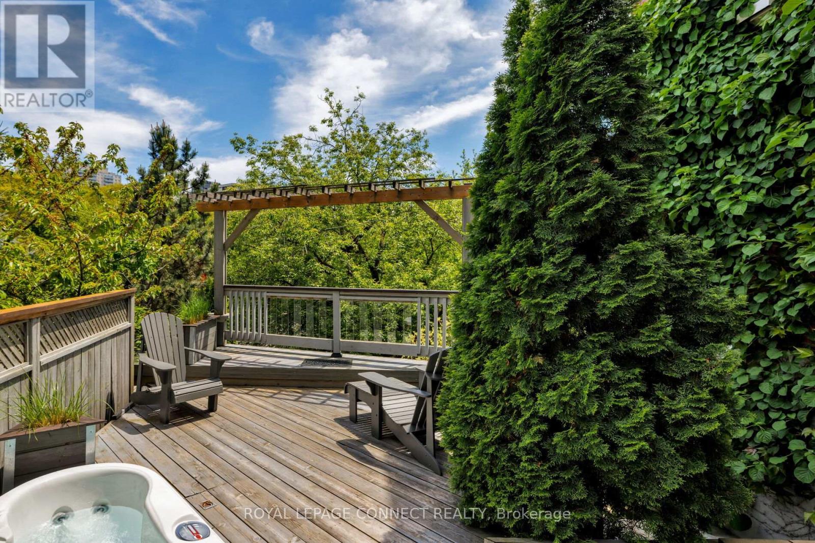 49 Evelyn Avenue, Toronto, Ontario  M6P 2Z2 - Photo 42 - W12163752