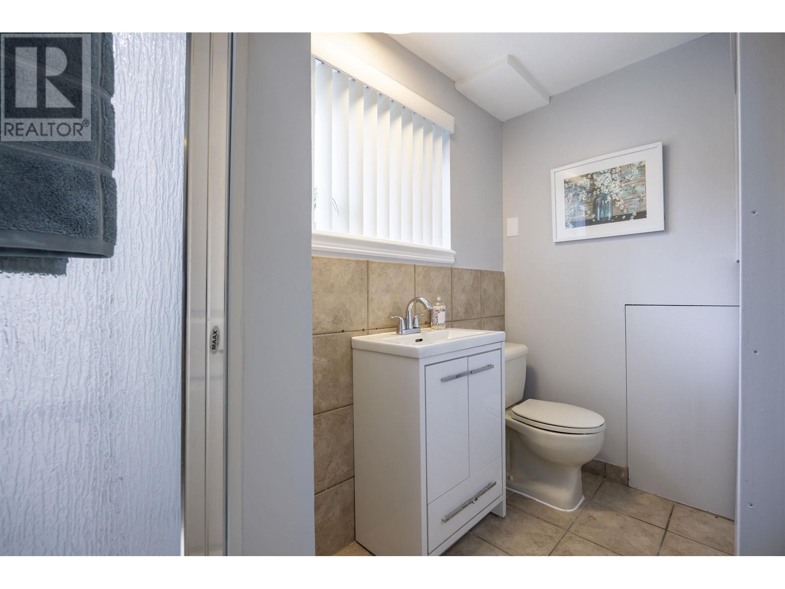 1009 Foster Avenue, Coquitlam, British Columbia  V3J 2M4 - Photo 15 - R3005642