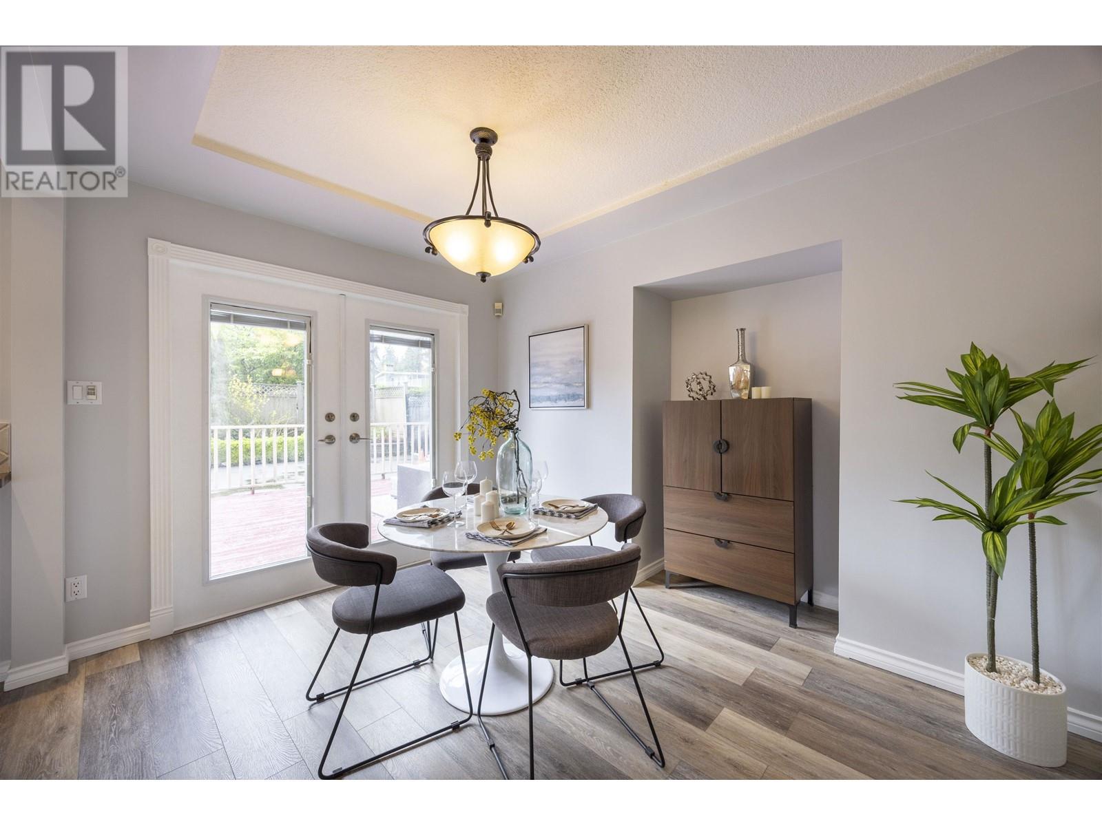1009 Foster Avenue, Coquitlam, British Columbia  V3J 2M4 - Photo 6 - R3005642