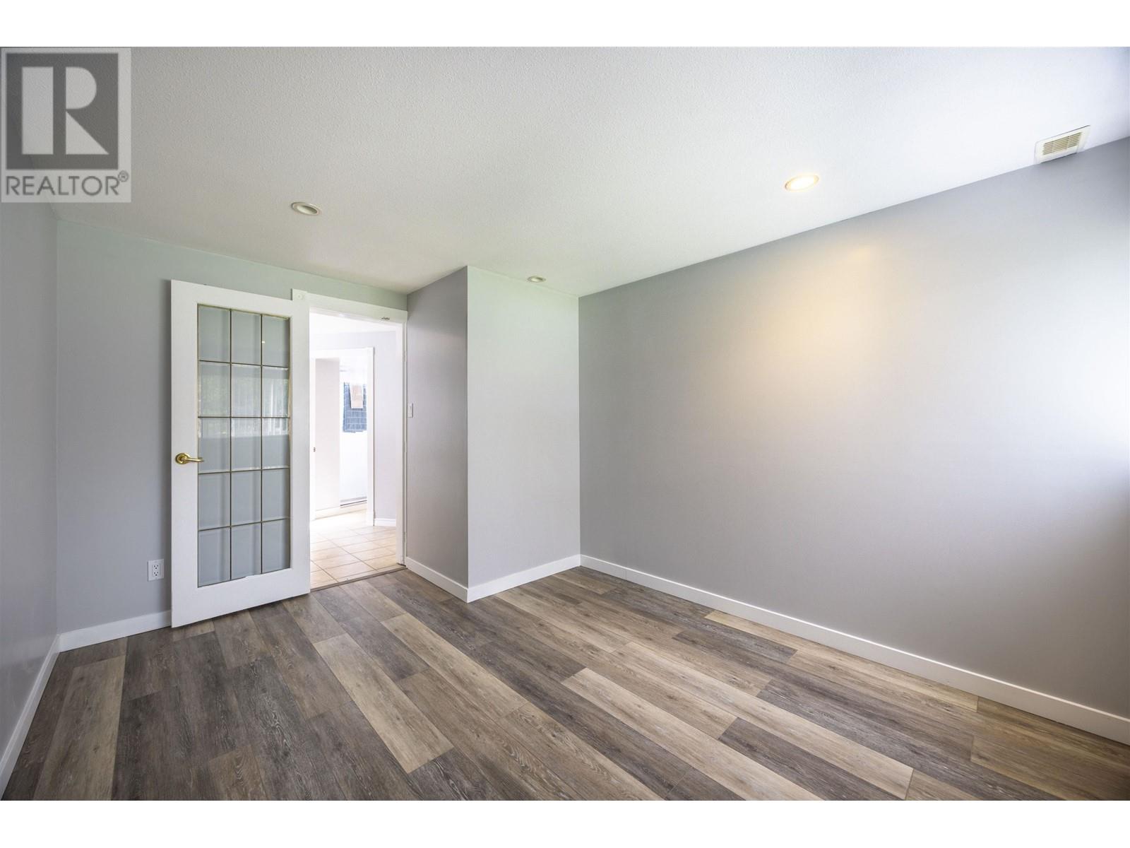 1009 Foster Avenue, Coquitlam, British Columbia  V3J 2M4 - Photo 22 - R3005642