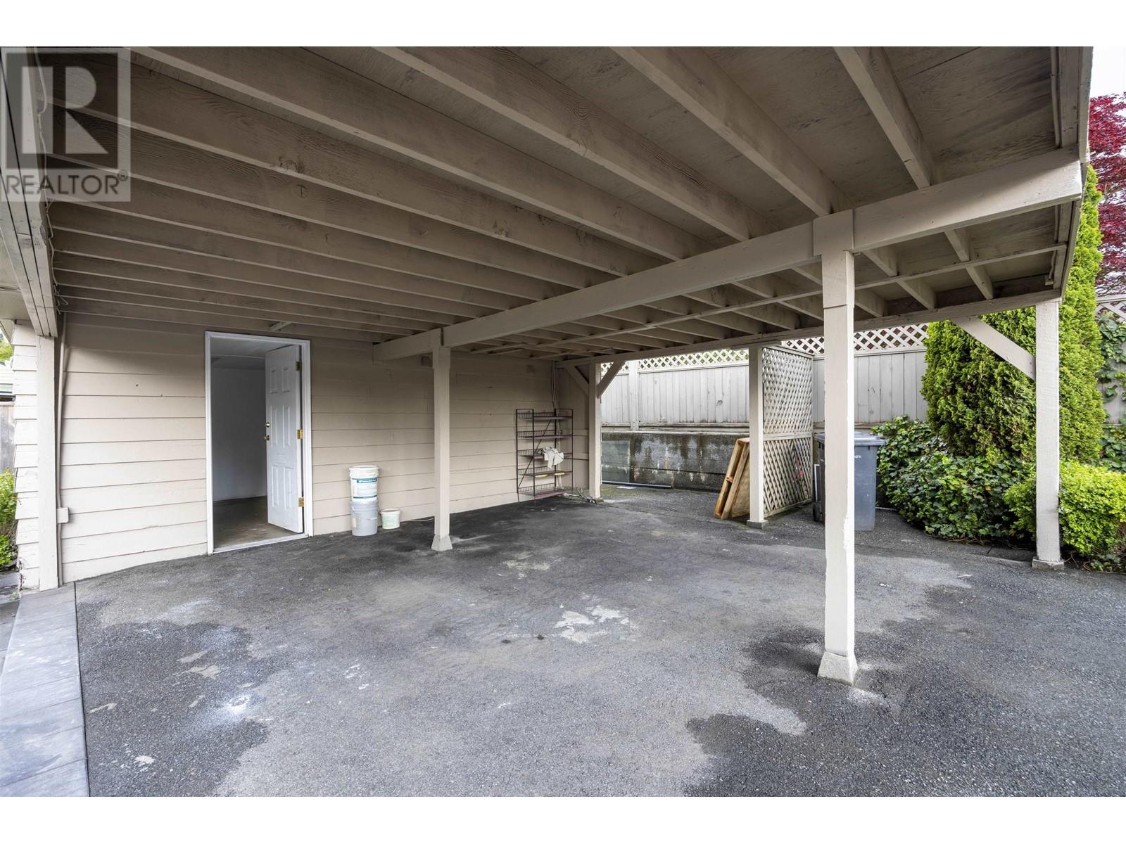 1009 Foster Avenue, Coquitlam, British Columbia  V3J 2M4 - Photo 28 - R3005642
