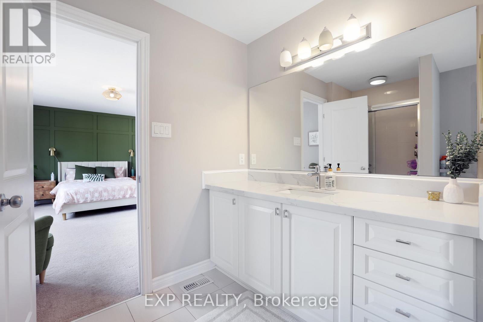 111 Westover Crescent, Ottawa, Ontario  K2T 0K6 - Photo 25 - X12164063