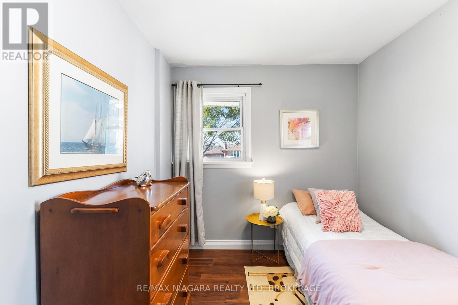 664 Geneva Street, St. Catharines (Lakeshore), Ontario  L2N 2J8 - Photo 21 - X12164029