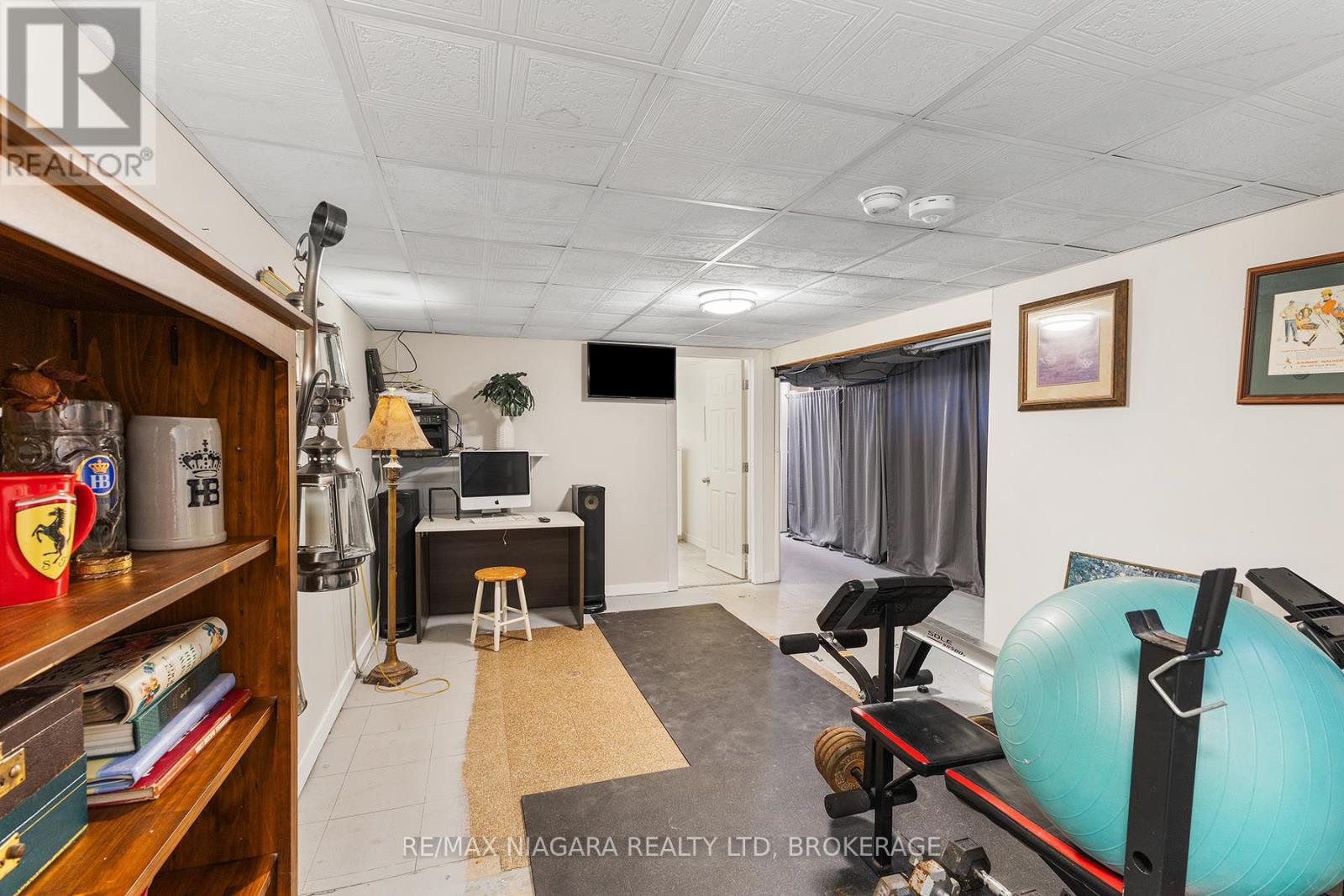664 Geneva Street, St. Catharines (Lakeshore), Ontario  L2N 2J8 - Photo 22 - X12164029