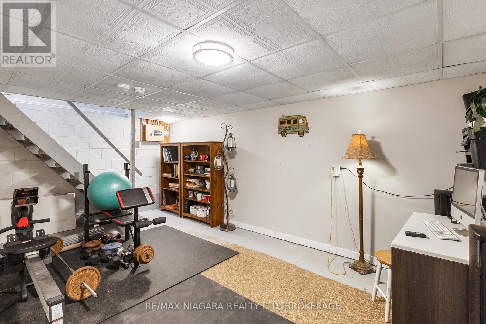 664 Geneva Street, St. Catharines (Lakeshore), Ontario  L2N 2J8 - Photo 24 - X12164029