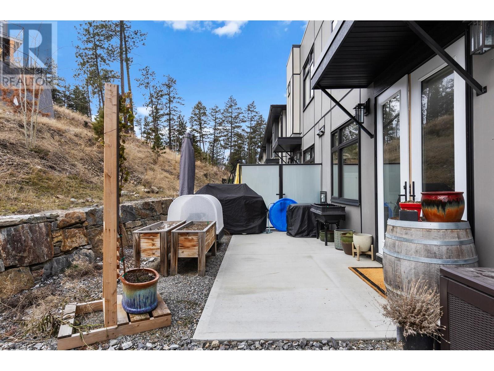 3220 Hilltown Drive Unit# 6, Kelowna, British Columbia  V1V 0C6 - Photo 26 - 10348820