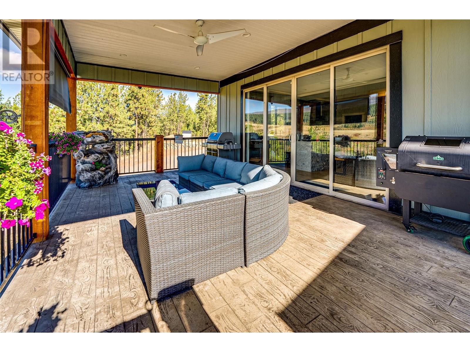 645 St Annes Road, Spallumcheen, BC V0E1B5