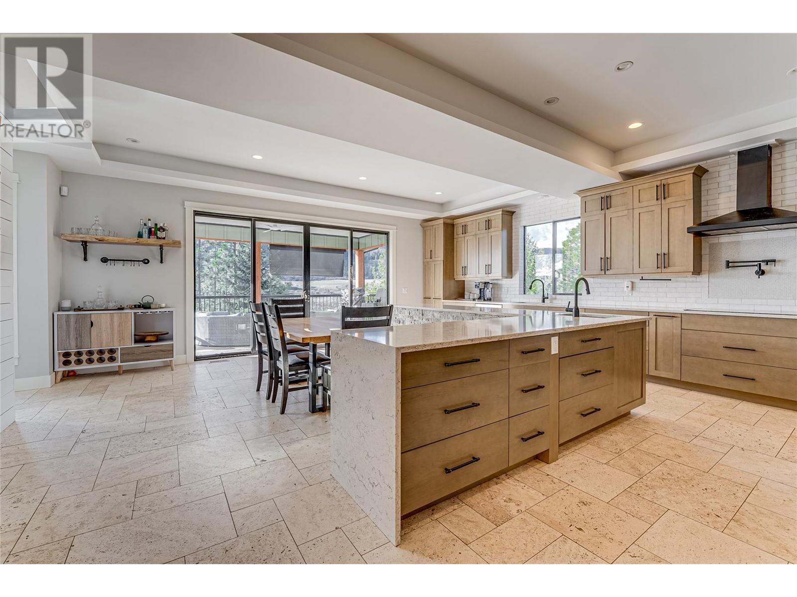 645 St Annes Road, Spallumcheen, BC V0E1B5