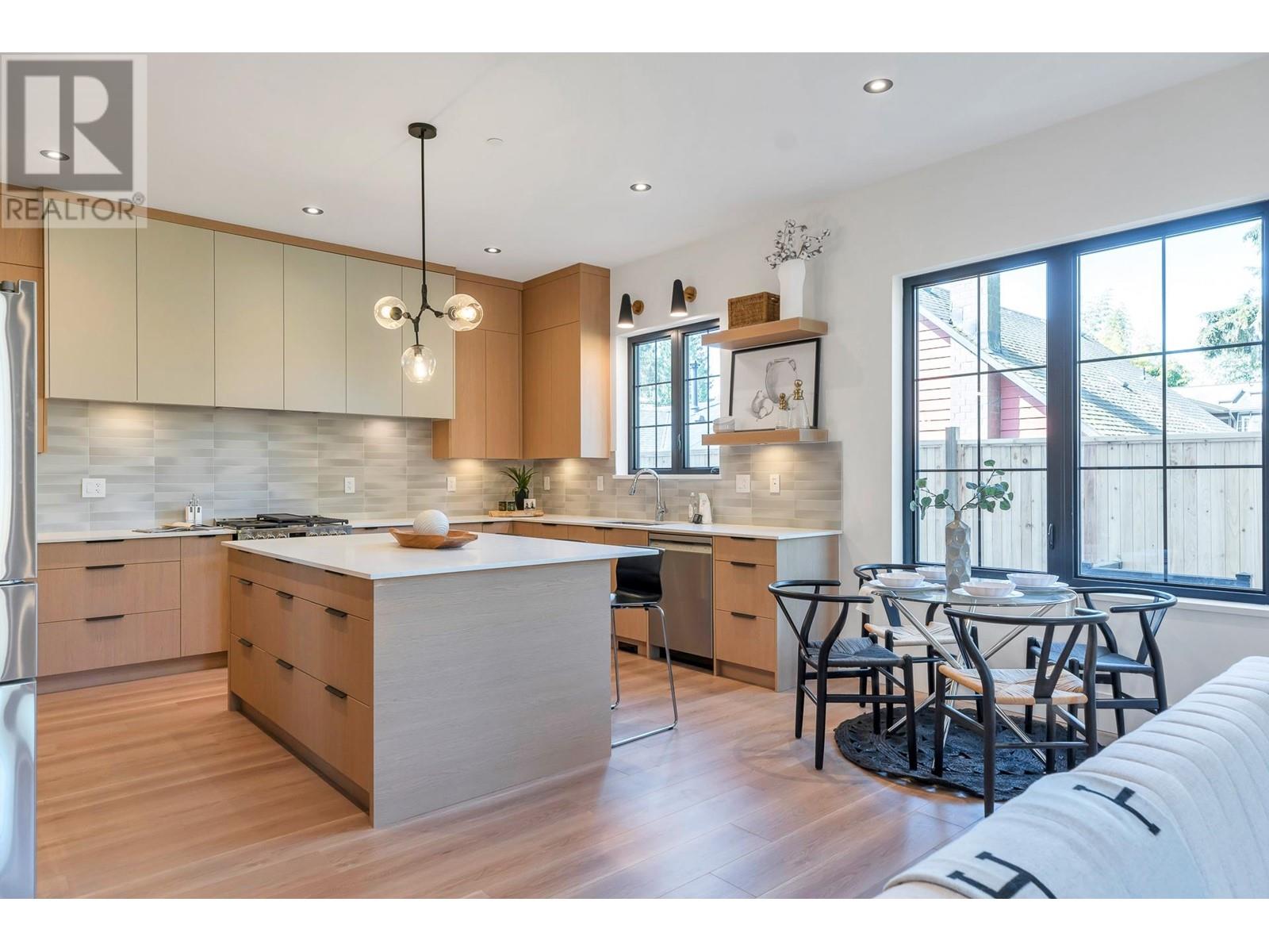 12021 Blakely Road, Pitt Meadows, British Columbia  V3Y 1J6 - Photo 10 - R2995213