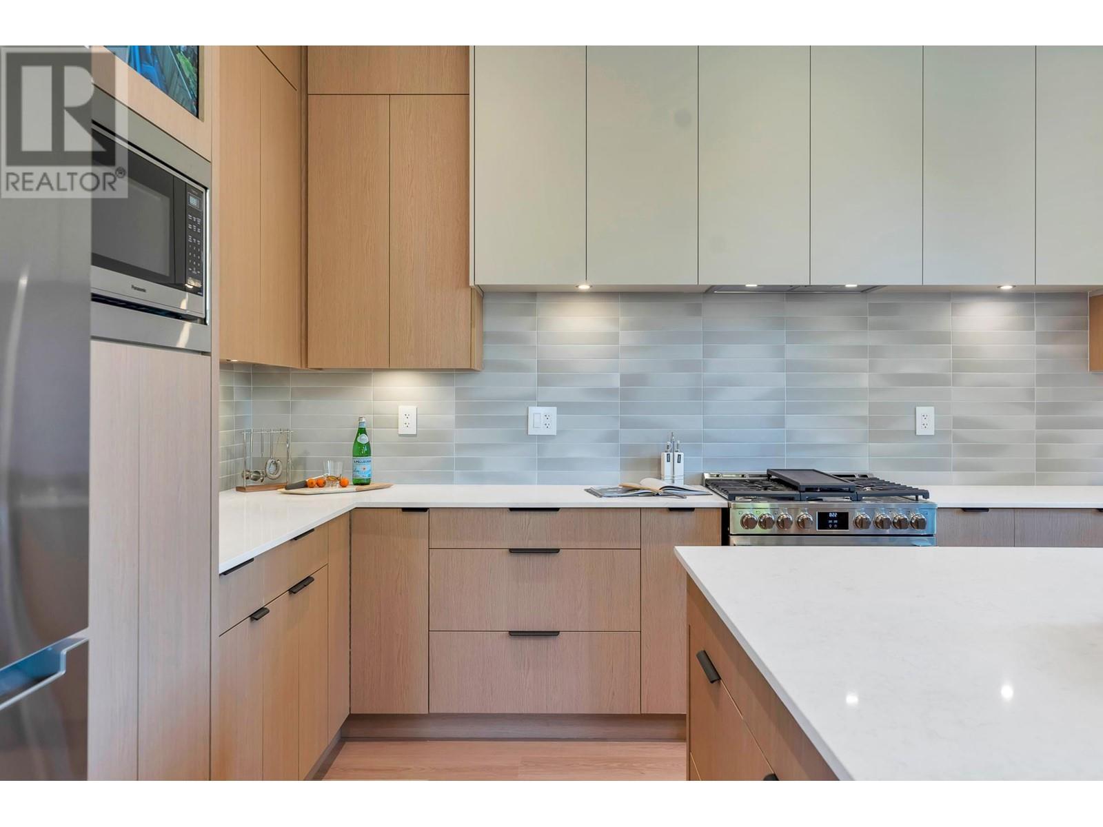 12021 Blakely Road, Pitt Meadows, British Columbia  V3Y 1J6 - Photo 14 - R2995213