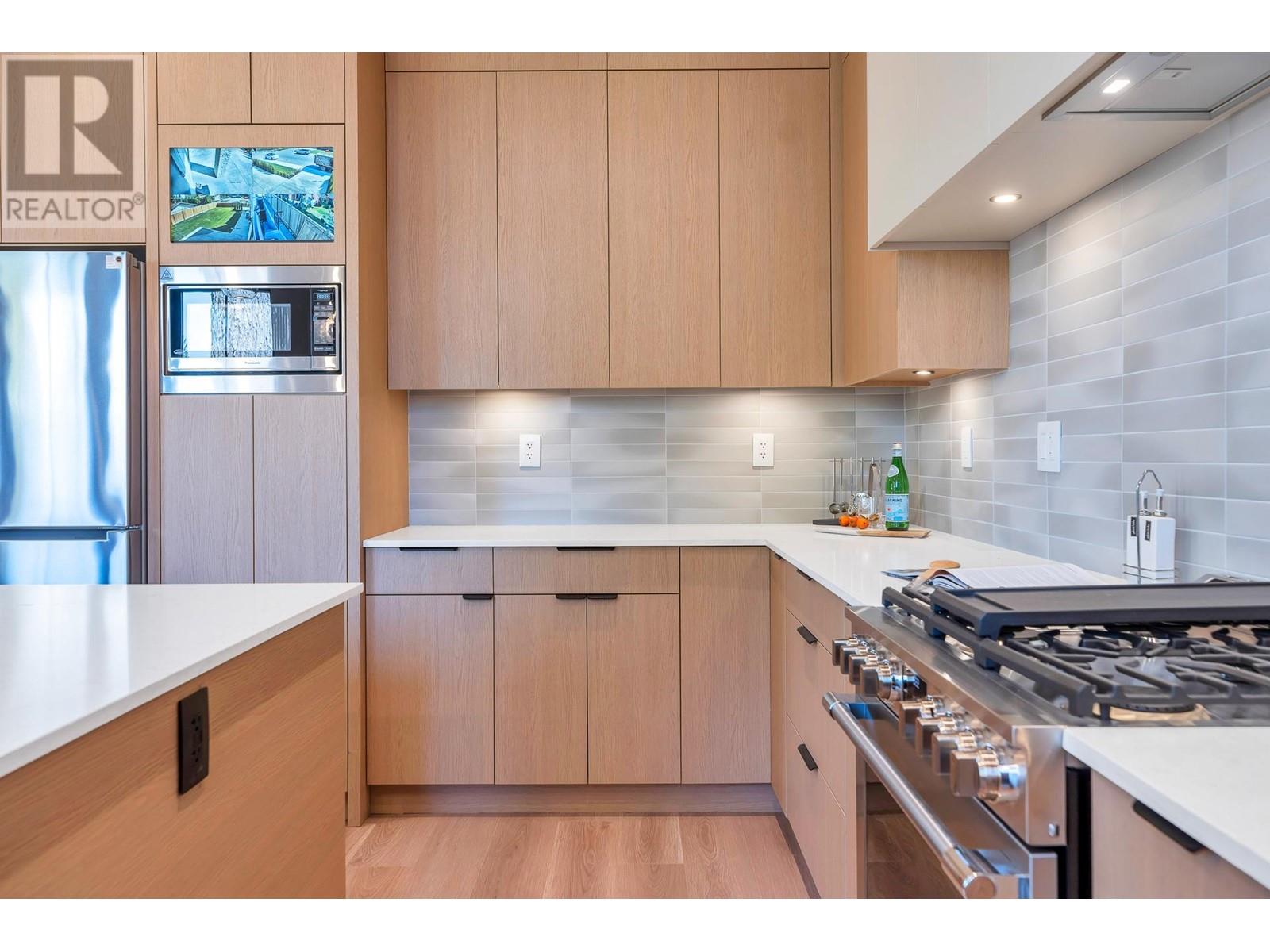 12021 Blakely Road, Pitt Meadows, British Columbia  V3Y 1J6 - Photo 13 - R2995213