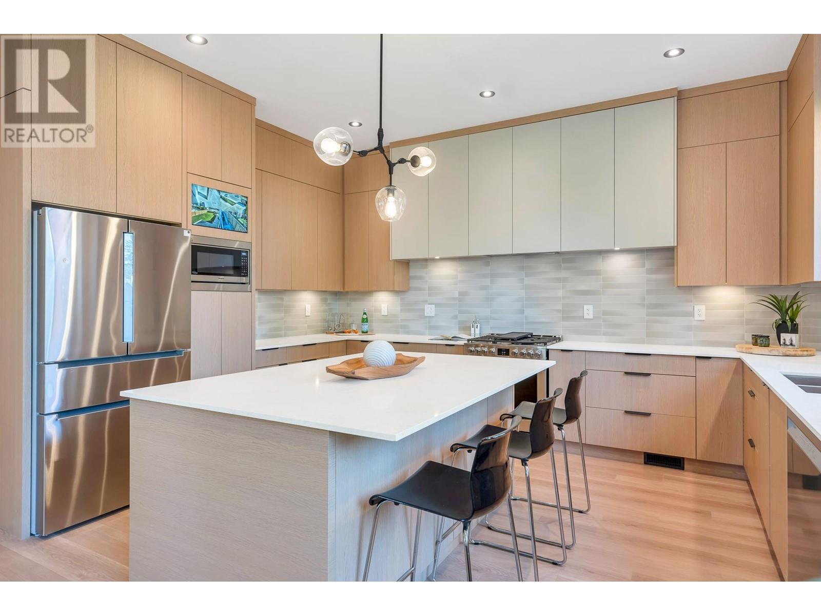 12021 Blakely Road, Pitt Meadows, British Columbia  V3Y 1J6 - Photo 15 - R2995213