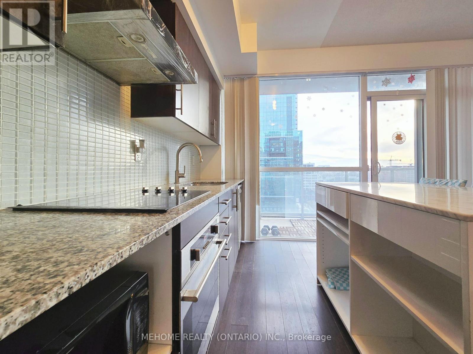 1914 - 352 Front Street W, Toronto, Ontario  M5V 0K3 - Photo 15 - C12164079