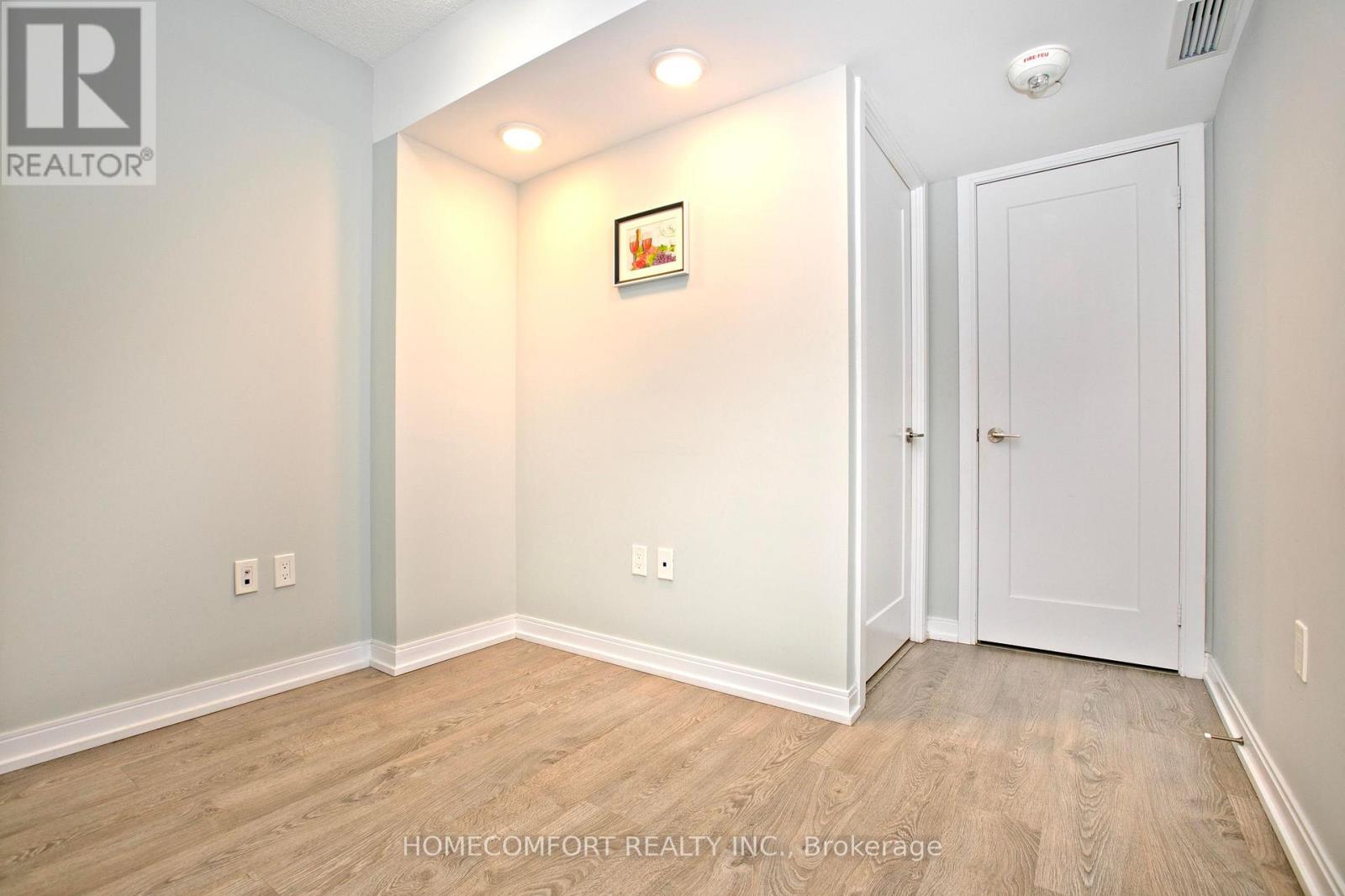 417 - 275 Village Green Square, Toronto (Agincourt South-Malvern West), Ontario  M1S 0L8 - Photo 15 - E12164035
