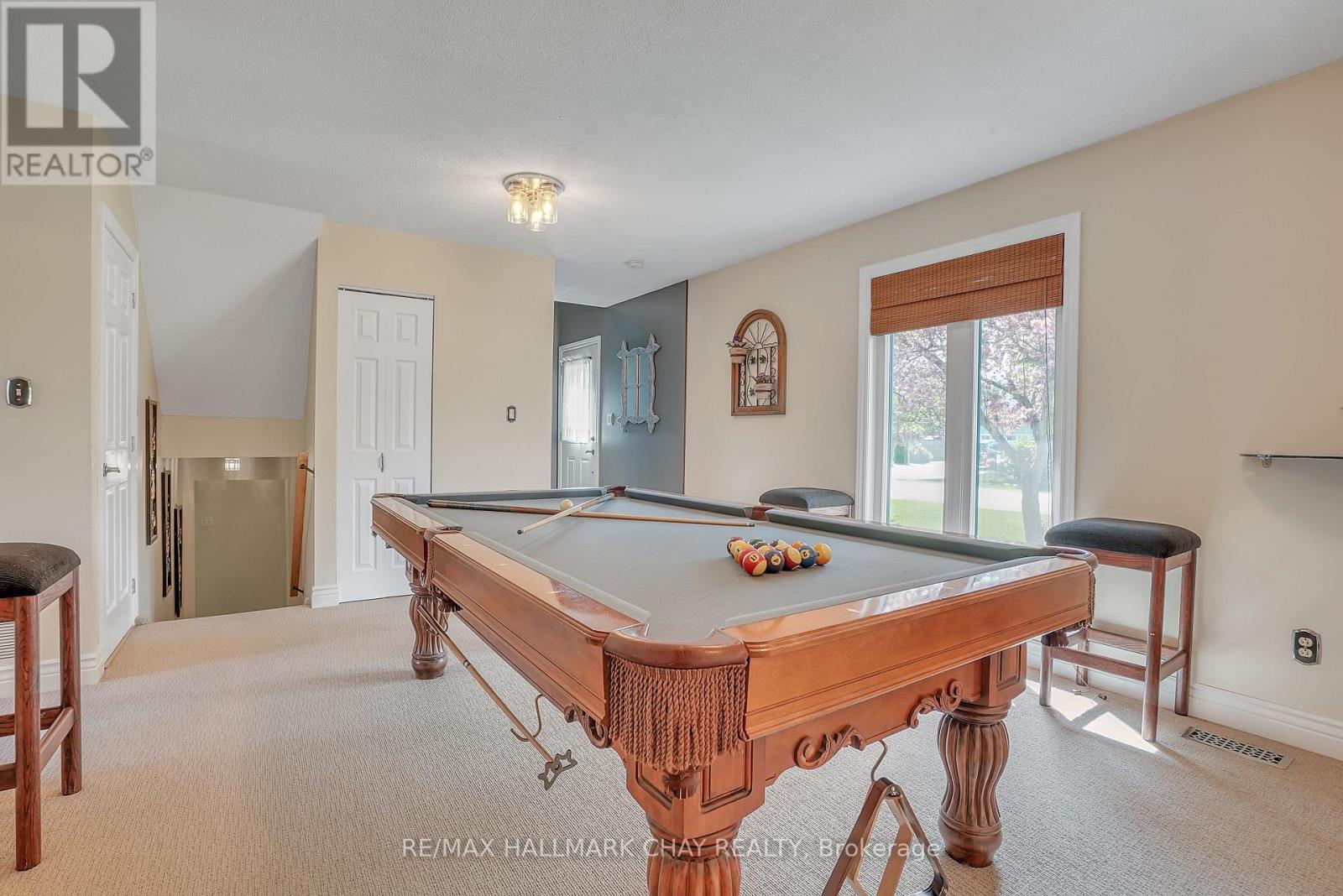 215 Mcgeorge Avenue, Essa, Ontario  L0M 1B0 - Photo 23 - N12164076