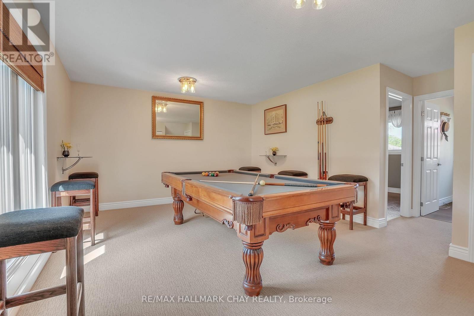 215 Mcgeorge Avenue, Essa, Ontario  L0M 1B0 - Photo 24 - N12164076