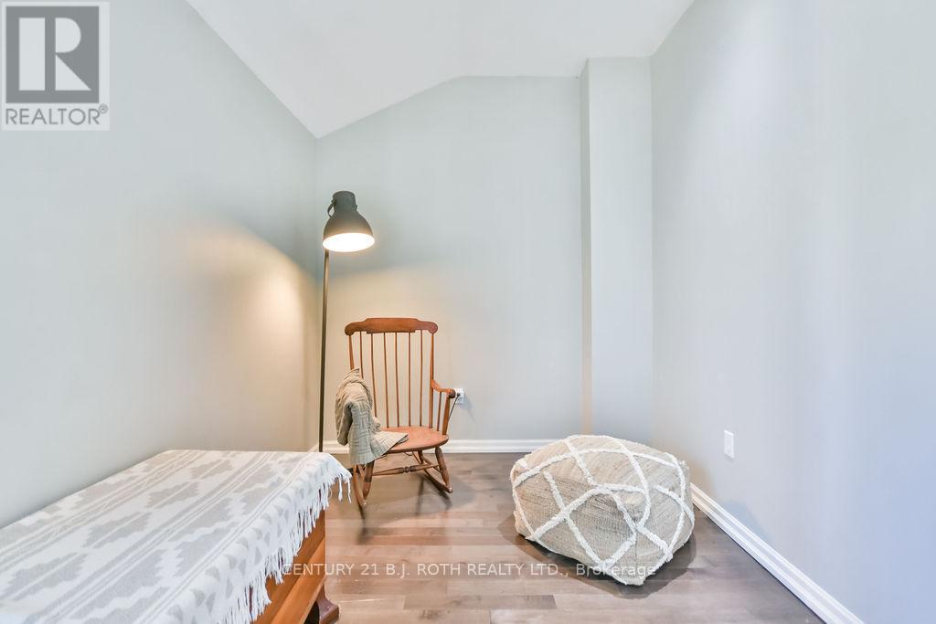 3407 Bayou Road, Severn (West Shore), Ontario  L3V 6H3 - Photo 13 - S12164038