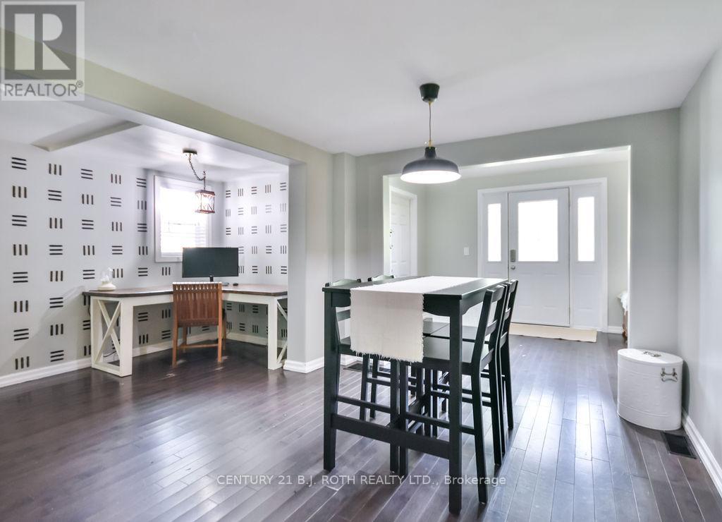 3407 Bayou Road, Severn (West Shore), Ontario  L3V 6H3 - Photo 14 - S12164038