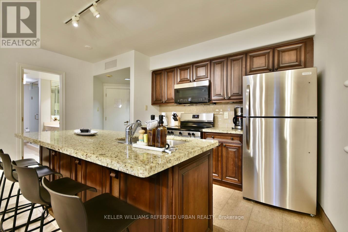 2266 - 90 Highland Drive, Oro-Medonte, Ontario  L0L 2L0 - Photo 4 - S12164047