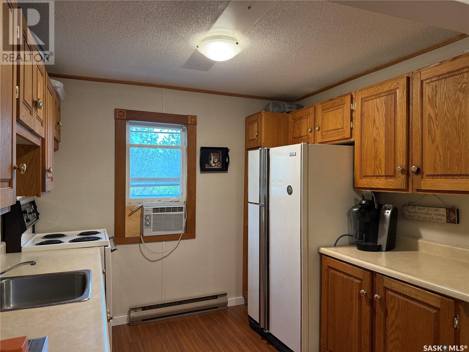 106 Metropolitan Drive, South Lake, Saskatchewan  S6H 7W6 - Photo 8 - SK006447