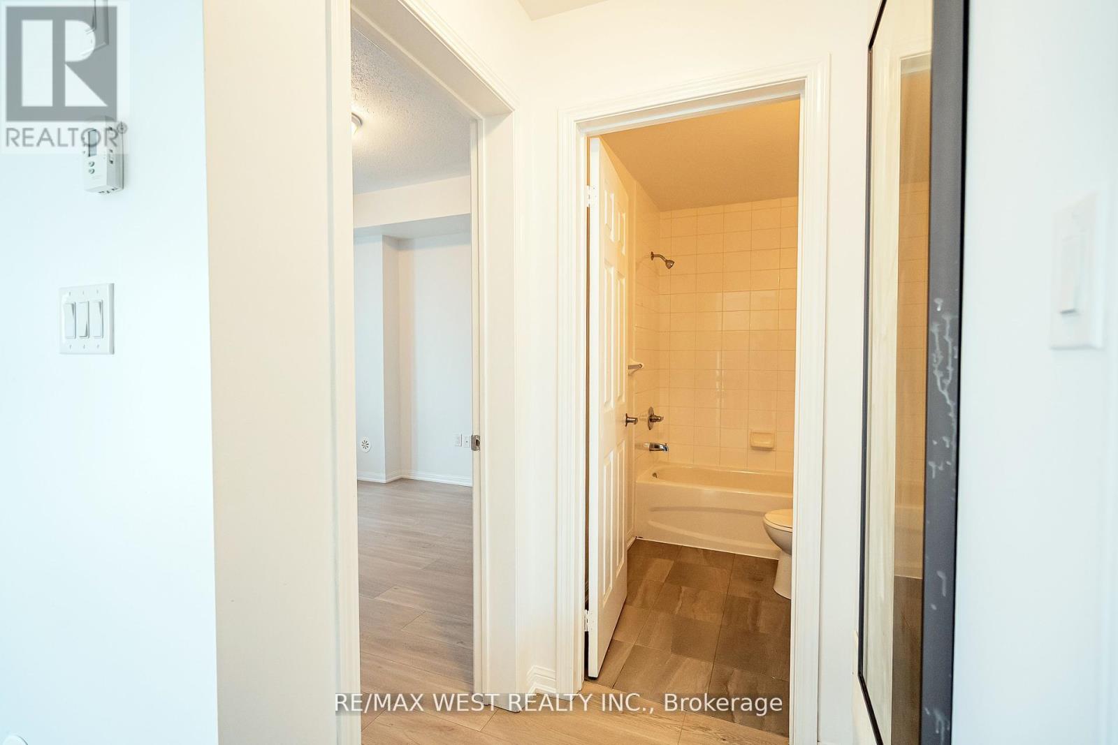 41 - 250 Sunny Meadow Boulevard, Brampton, Ontario  L6X 3Y6 - Photo 15 - W12164011