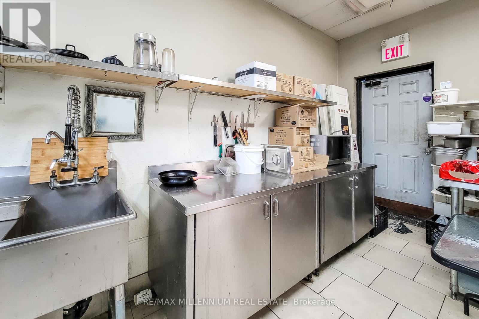 1 - 2121 Dundas Street E, Mississauga, Ontario  L4X 1M3 - Photo 29 - W12164013
