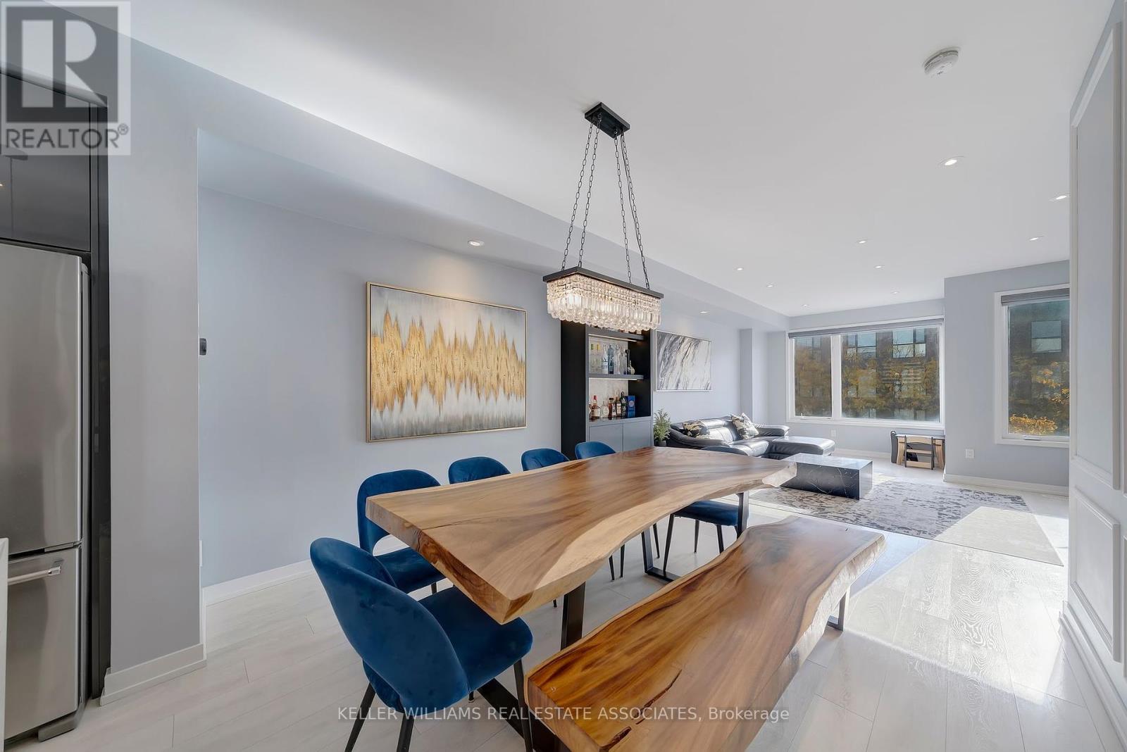 173 Sabina Drive, Oakville (Go Glenorchy), Ontario  L6H 0L4 - Photo 13 - W12164020