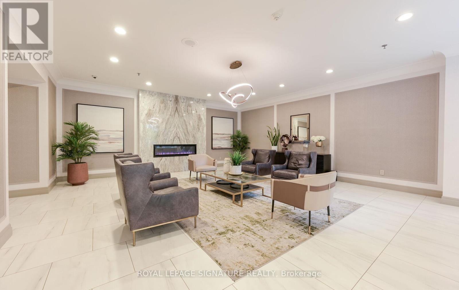 510 - 75 King Street E, Mississauga, Ontario  L5A 4G5 - Photo 6 - W12164023