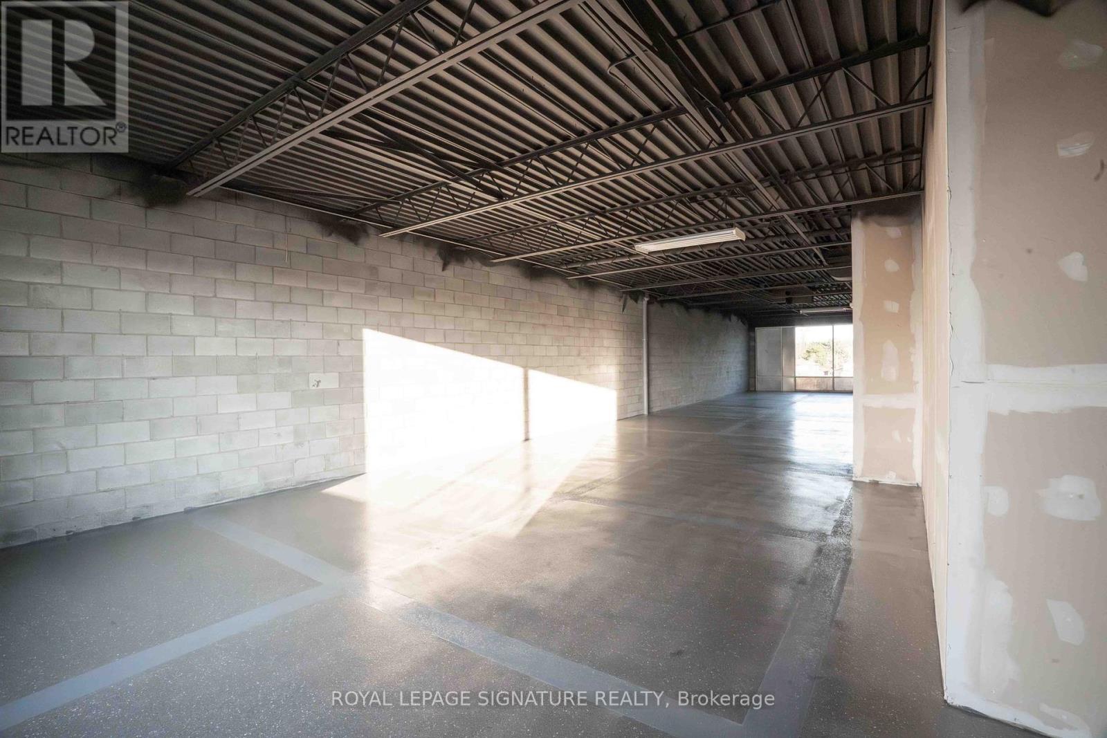 11a - 1235 Queensway E, Mississauga, Ontario  L4Y 0G4 - Photo 13 - W12164039