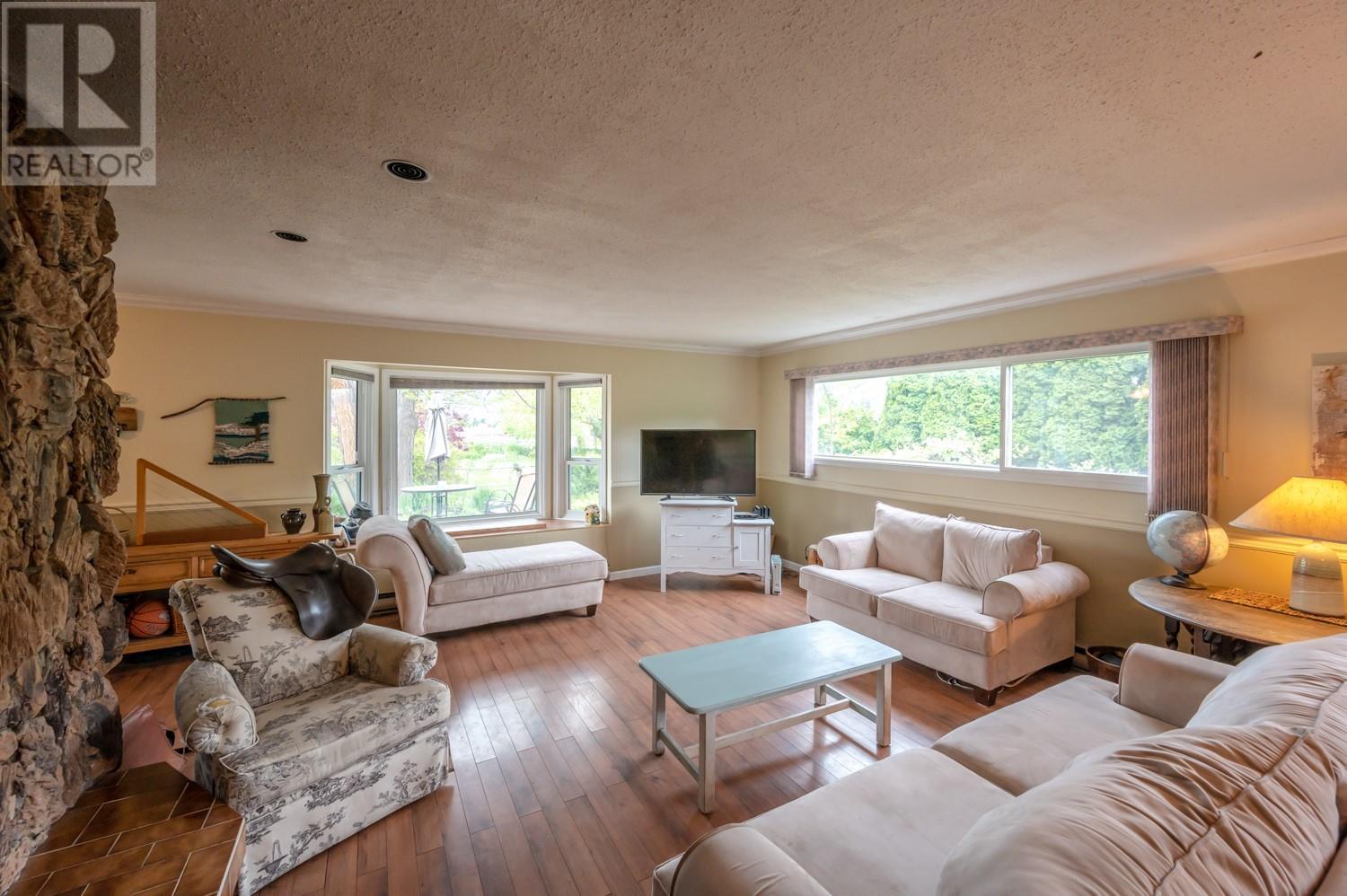 14892 Garnet Avenue, Summerland, British Columbia  V0H 1Z3 - Photo 13 - 10348850