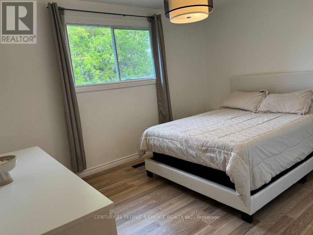 1436 Dearbourne Drive, Greater Sudbury, Ontario  P3A 5A4 - Photo 11 - X12164056
