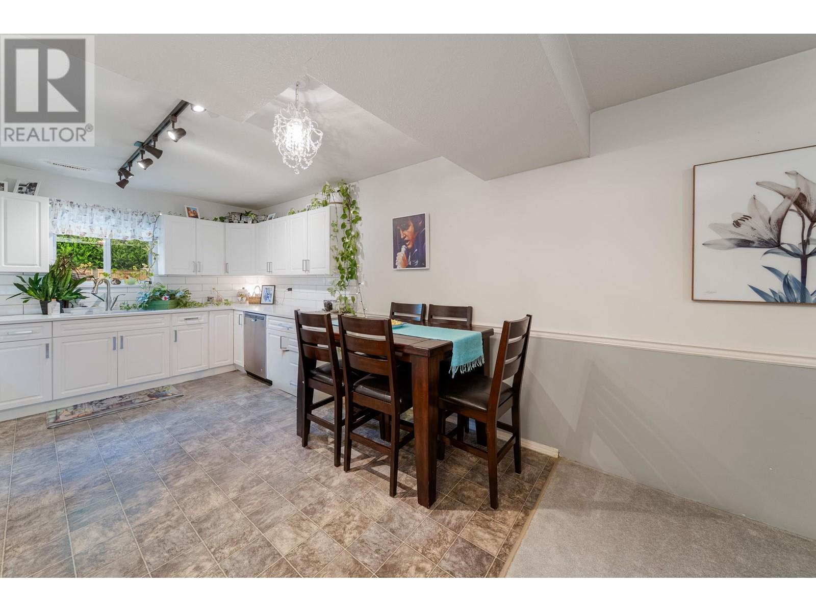 21282 Campbell Avenue, Maple Ridge, British Columbia  V2X 7G6 - Photo 25 - R3005045