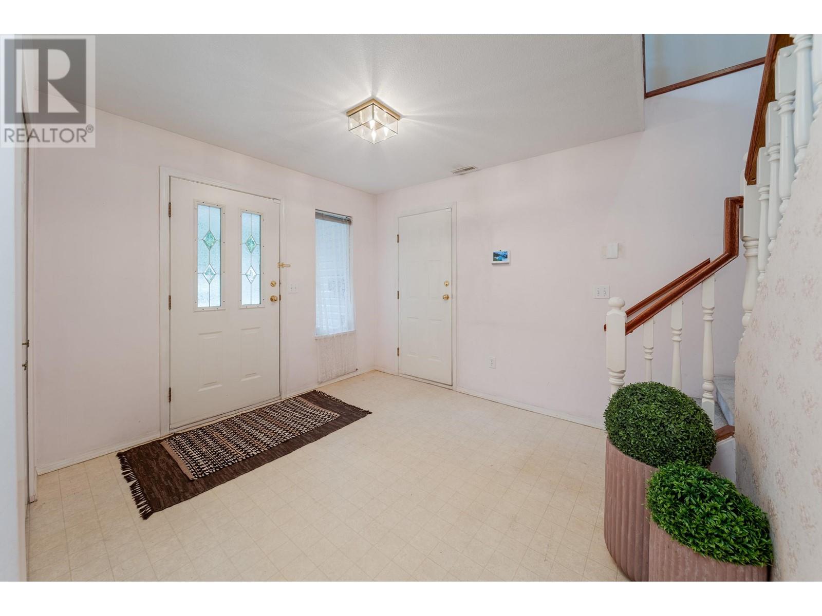 21282 Campbell Avenue, Maple Ridge, British Columbia  V2X 7G6 - Photo 32 - R3005045