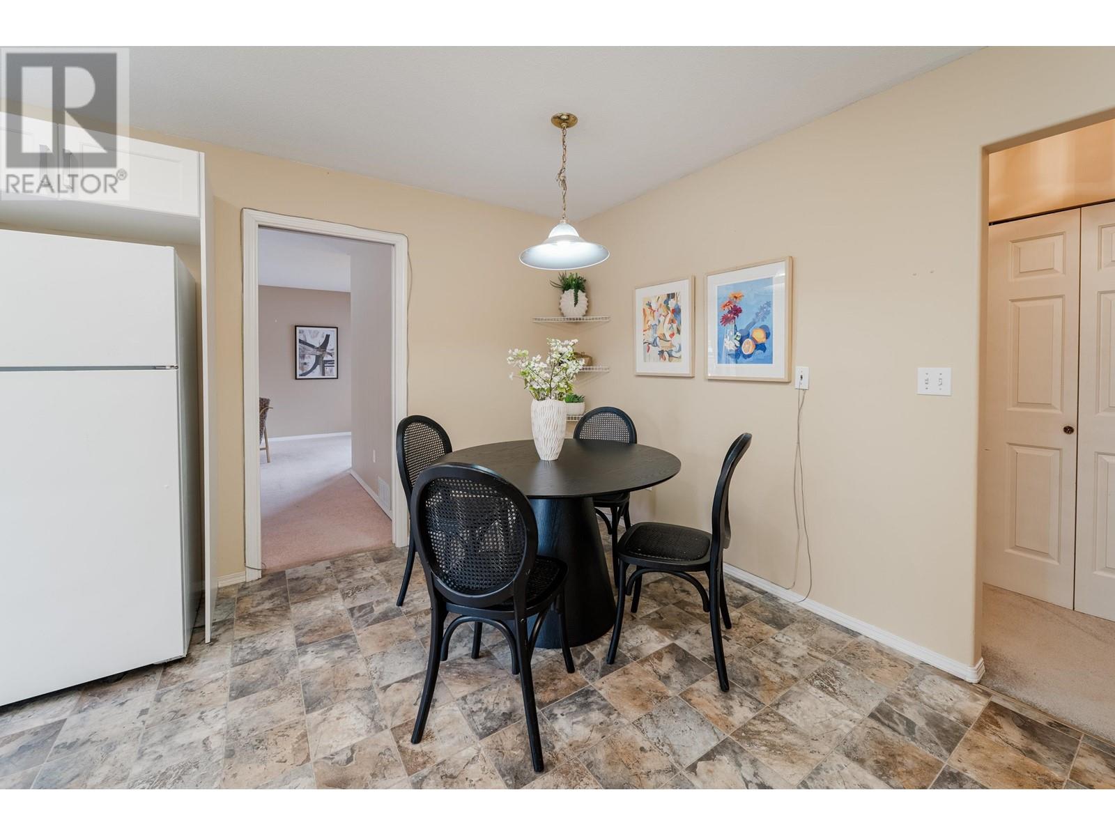 21282 Campbell Avenue, Maple Ridge, British Columbia  V2X 7G6 - Photo 8 - R3005045