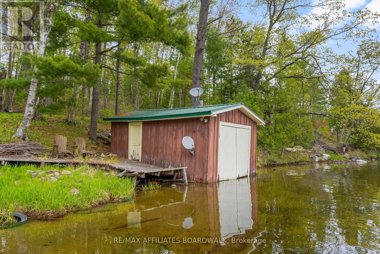 593 Mazinaw Lake, Addington Highlands, Ontario  K0H 1K0 - Photo 24 - X12164102