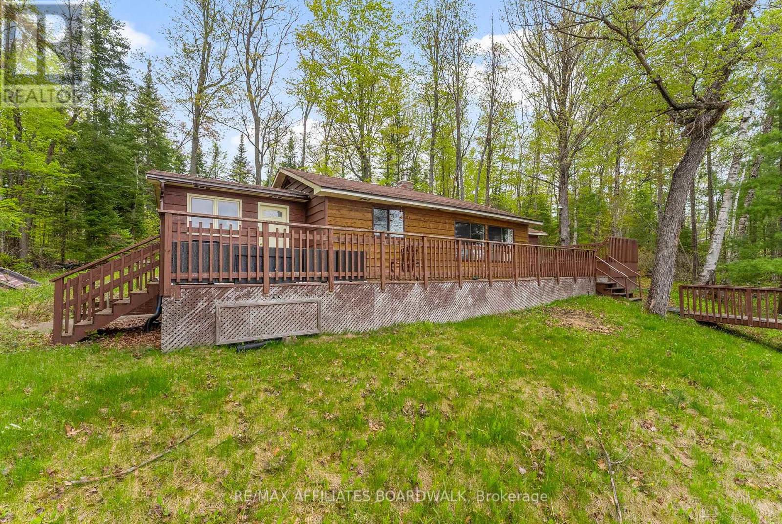 593 Mazinaw Lake, Addington Highlands, Ontario  K0H 1K0 - Photo 4 - X12164102