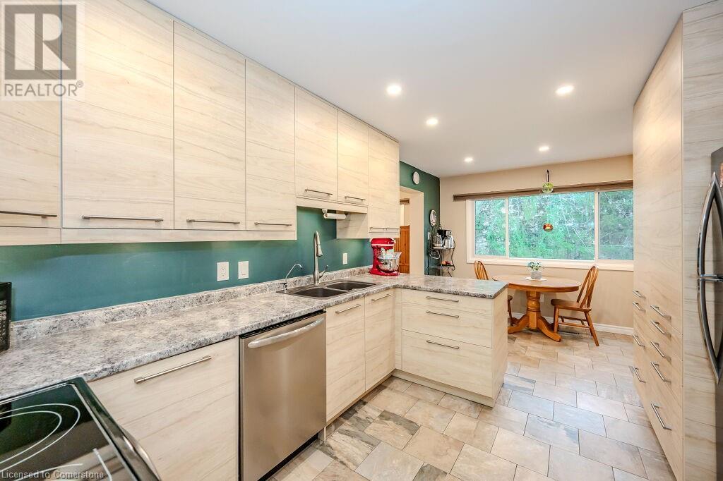 30 Green Valley Drive Unit# 12, Kitchener, Ontario  N2P 1G8 - Photo 11 - 40729999
