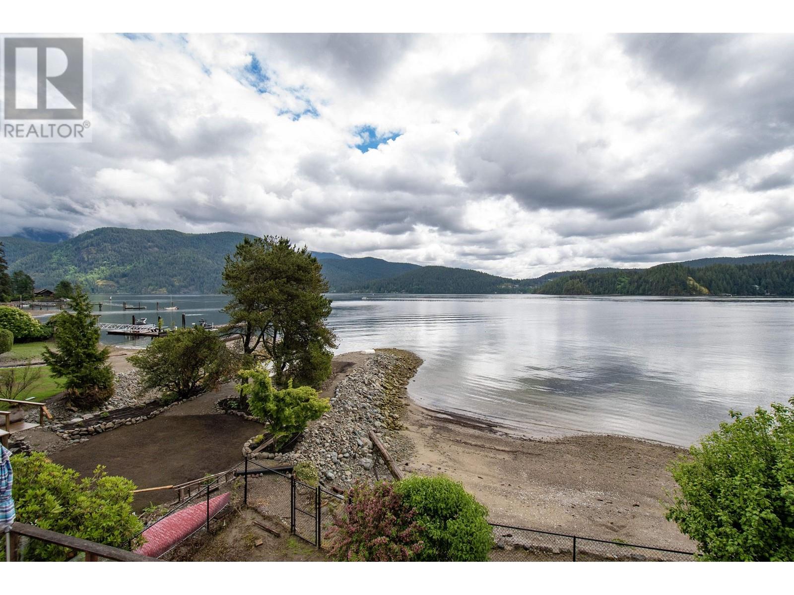 5293 Indian River Drive, North Vancouver, British Columbia  V7G 2T6 - Photo 1 - R3005682