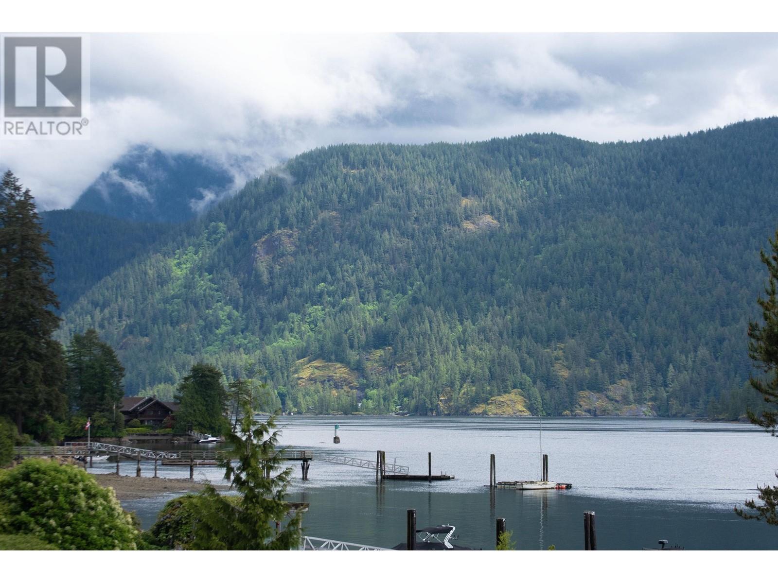 5293 Indian River Drive, North Vancouver, British Columbia  V7G 2T6 - Photo 2 - R3005682