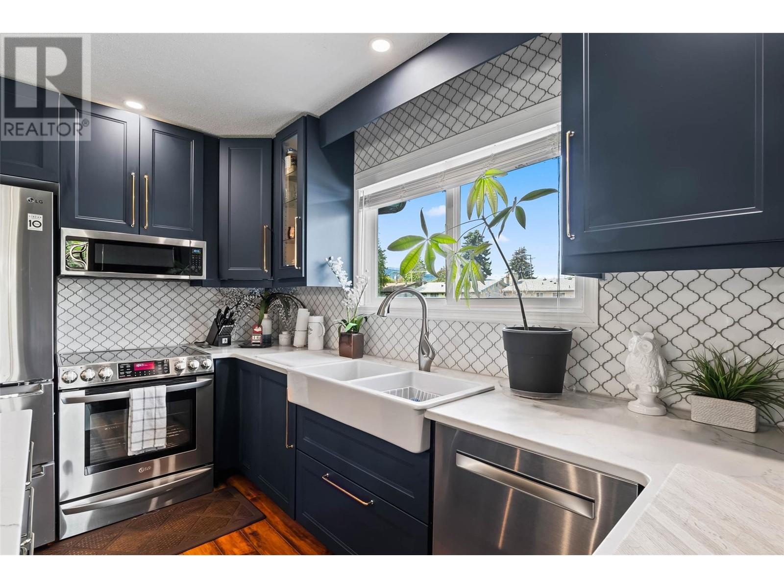 1191 SCHUBERT Drive, Kamloops, BC V2B7M4