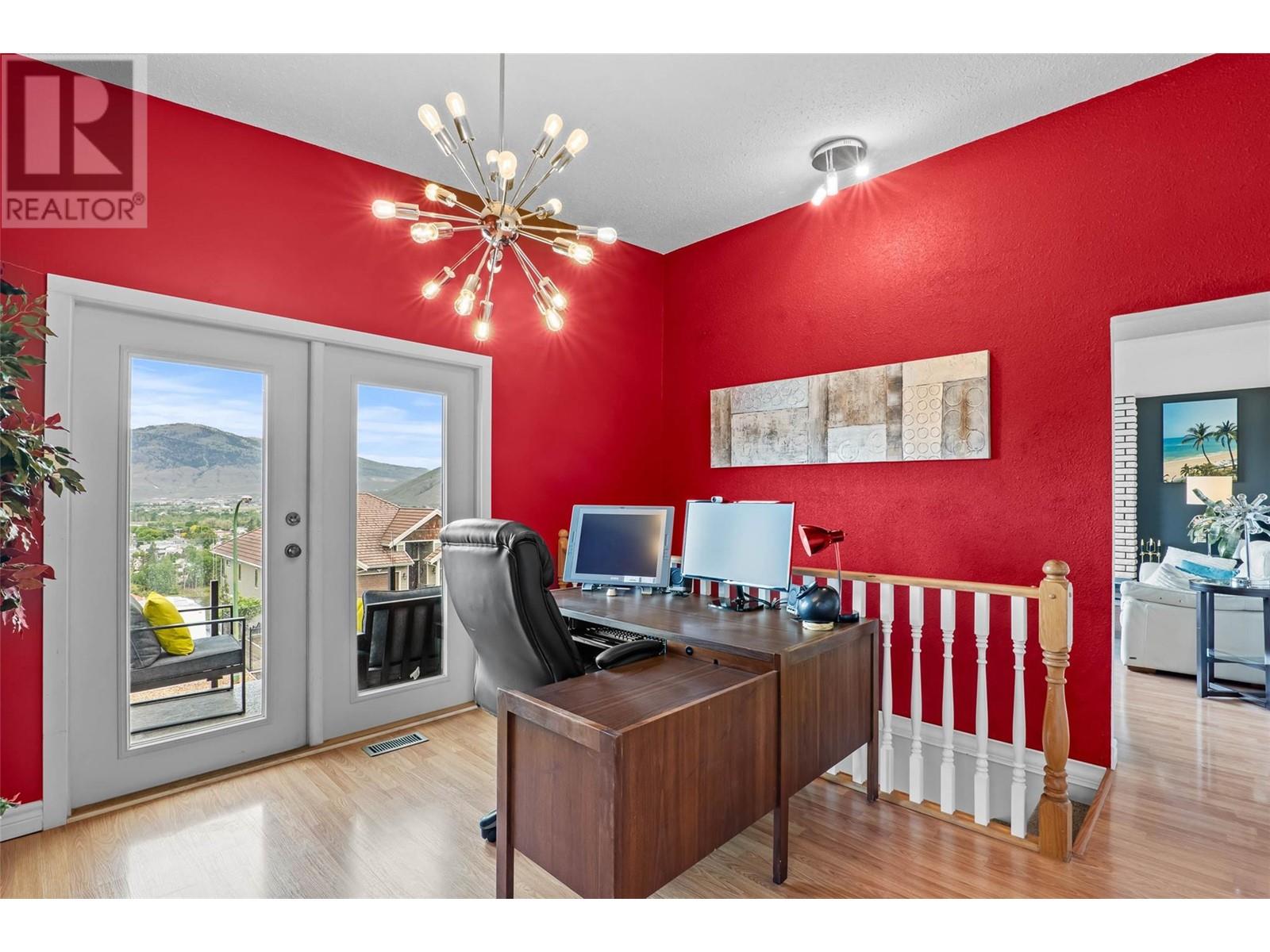 727 Chaparral Place, Kamloops, BC V2C5Y3