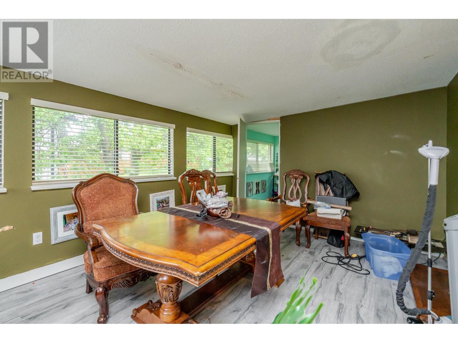 654 Linton Street, Coquitlam, British Columbia  V3J 6J9 - Photo 18 - R3002552