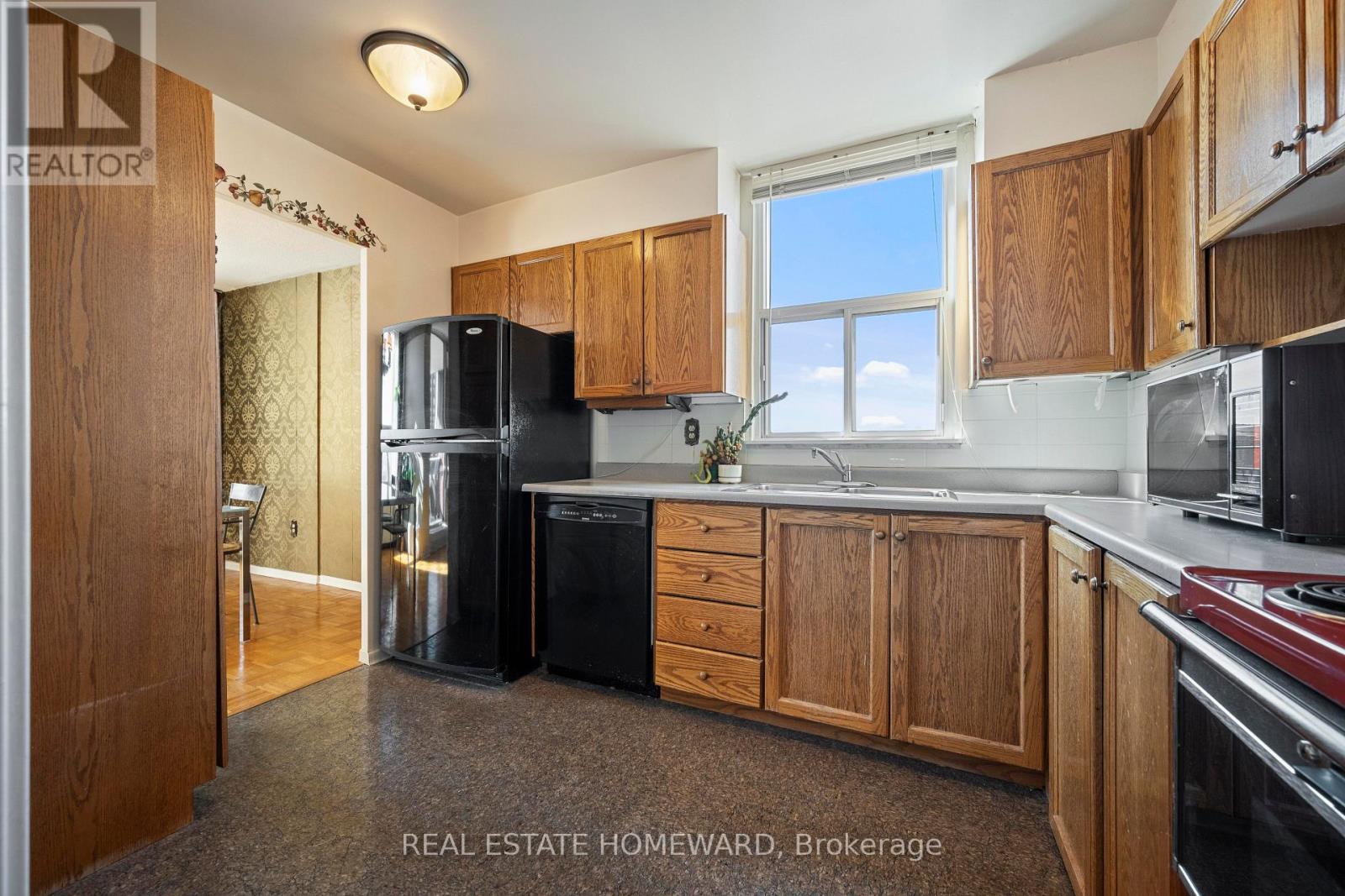 814 - 15 Vicora Linkway, Toronto, Ontario  M3C 1A8 - Photo 5 - C12068762