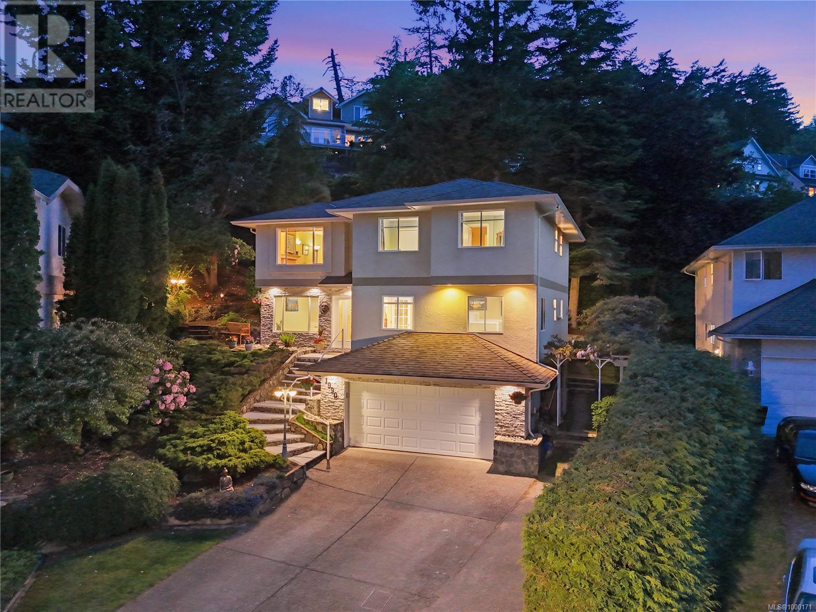 1990 Chalmers Crt, View Royal, British Columbia