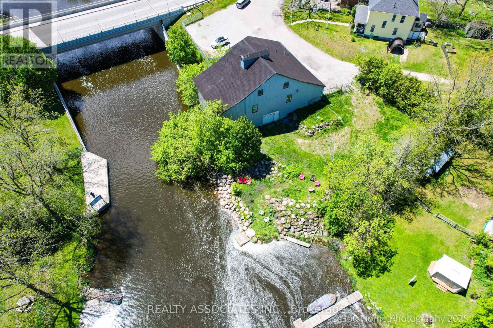 141 High Street, Georgina, Ontario  L0E 1R0 - Photo 8 - N12132589