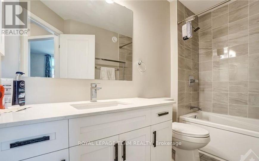 765 Twist Way, Ottawa, Ontario  K2V 0M3 - Photo 17 - X12164148