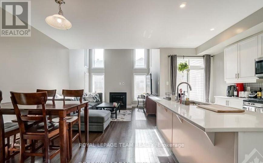 765 Twist Way, Ottawa, Ontario  K2V 0M3 - Photo 3 - X12164148