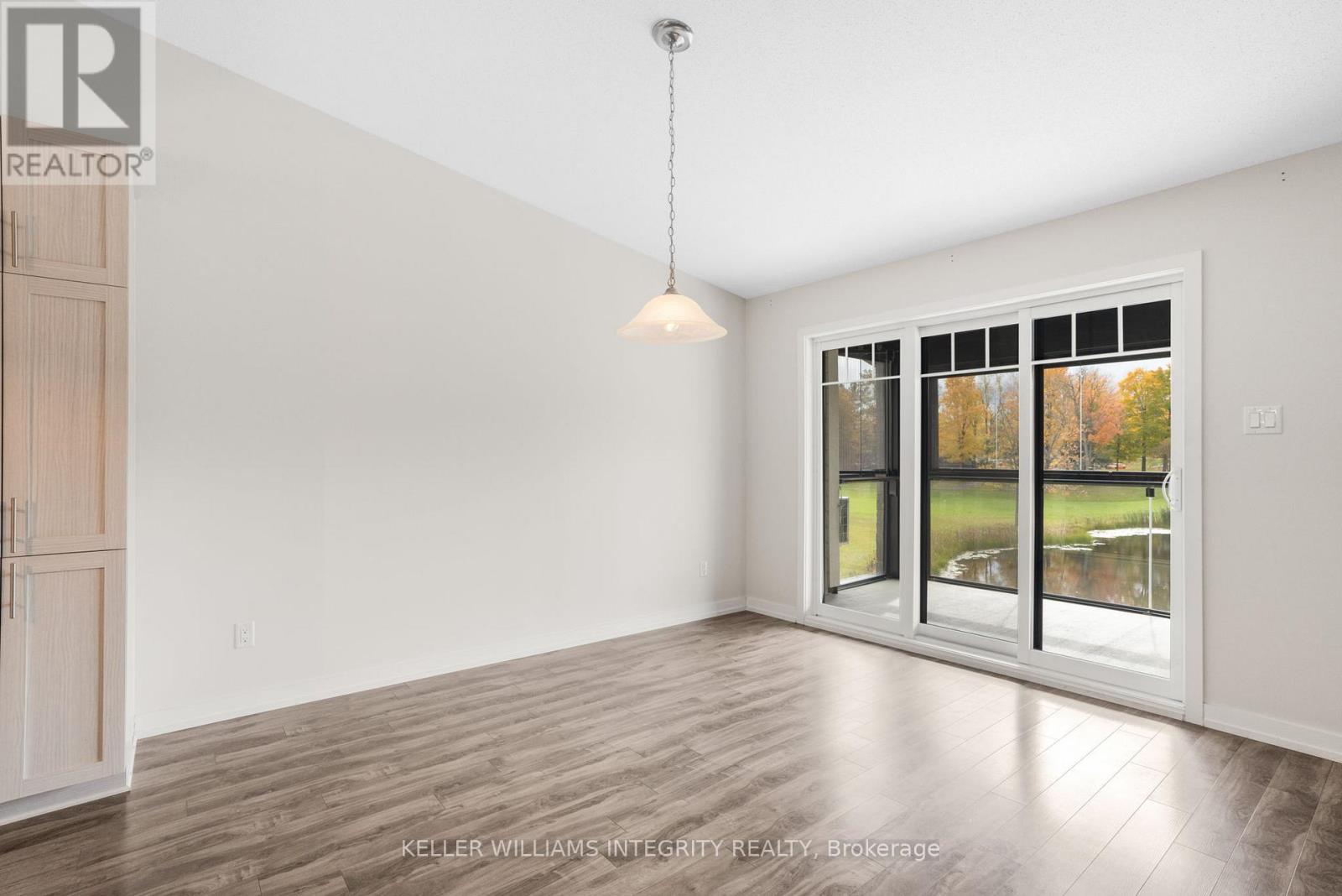 212 - 290 Masters Lane, Clarence-Rockland, Ontario  K4K 0K5 - Photo 14 - X12164151